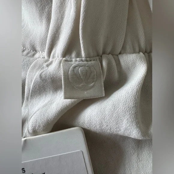 NWT Rare Lululemon Asia Fit Pleated High-Rise Wide-Leg Trouser 27" Size XL - Picture 8 of 12